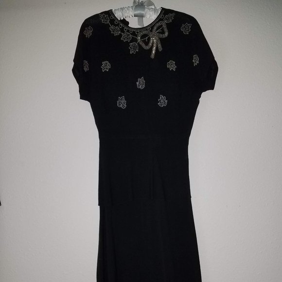 Vintage 1940s Peplum Beaded Dress - Picture 11 of 12